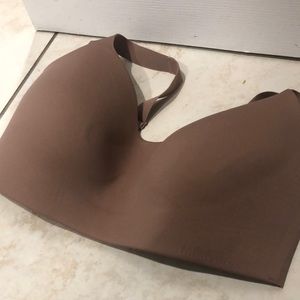 Lilulemon sports bra 34E
